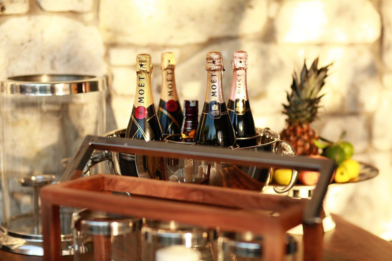 The Six Alacati Hotel Екстериор снимка