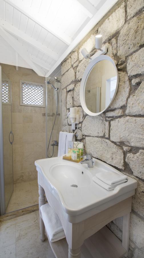 The Six Alacati Hotel Екстериор снимка